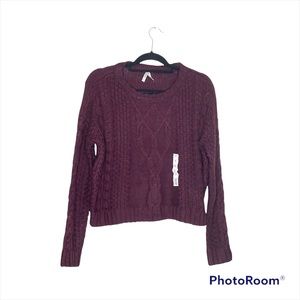 NWOT Mudd Cable Knit Cropped Sweater Maroon Size Small